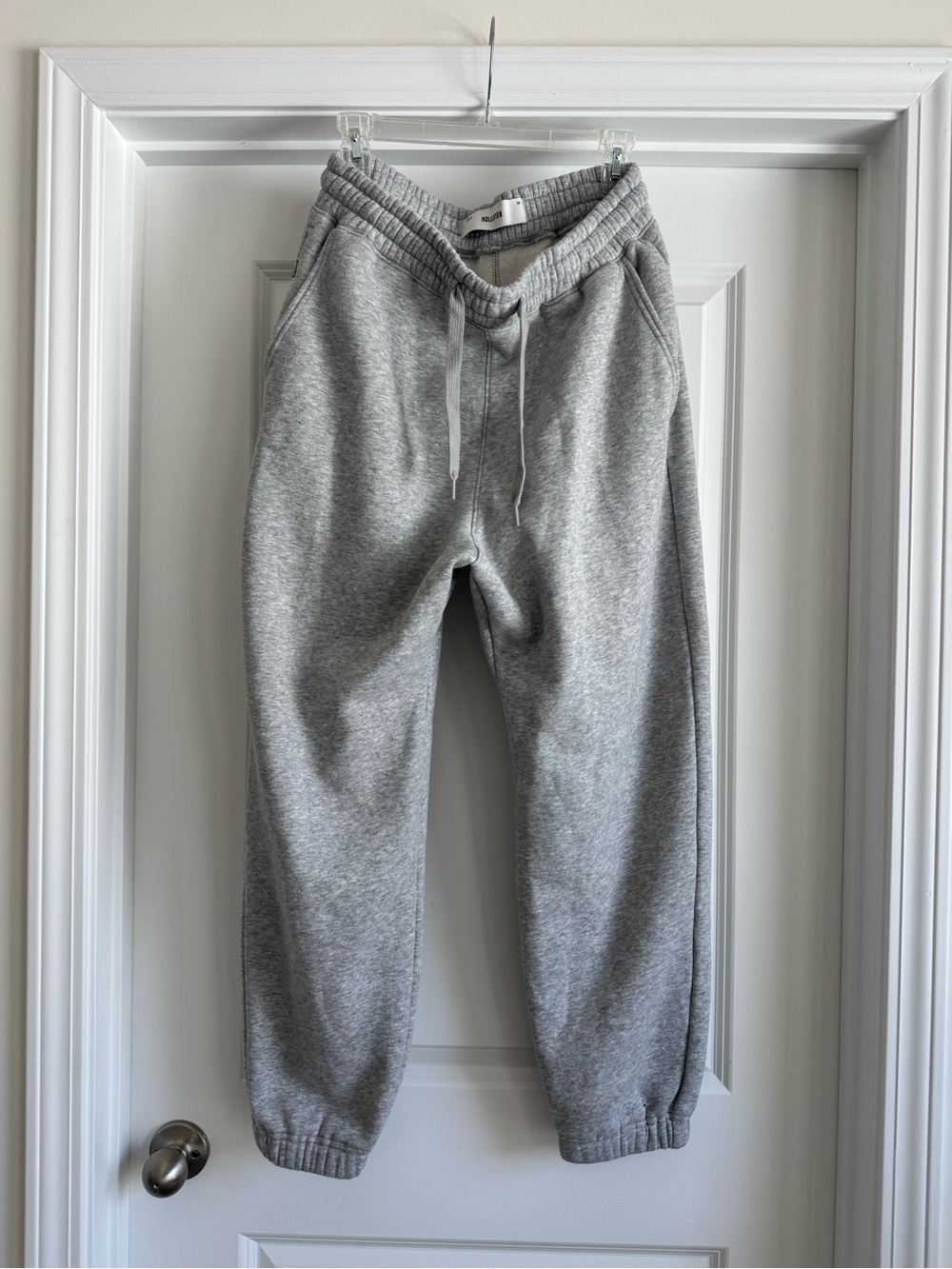 Hollister men’s Heather Gray Drawstring Sweatpants